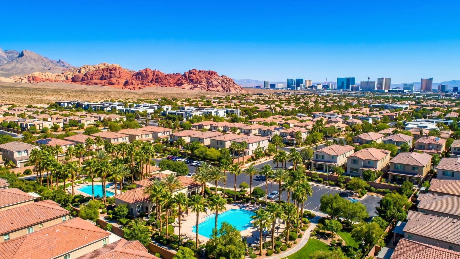 Quintessa at Mountains Edge, Las Vegas — upscale single-family homes with Spring Mountain views across the southwestern Las Vegas Valley